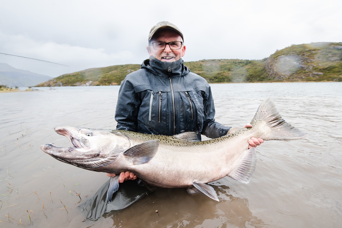 PESCA CON MOSCA EN TORRES DEL PAINE